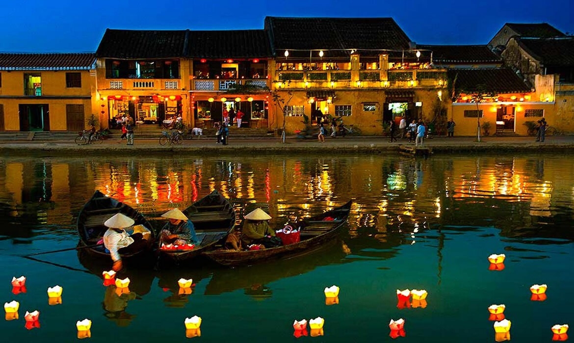 TP. HỒ CHÍ MINH - ĐÀ NẴNG - HỘI AN - TRÃI NGHIỆM CÂY CẦU VÀNG BÀ NÀ HILLS